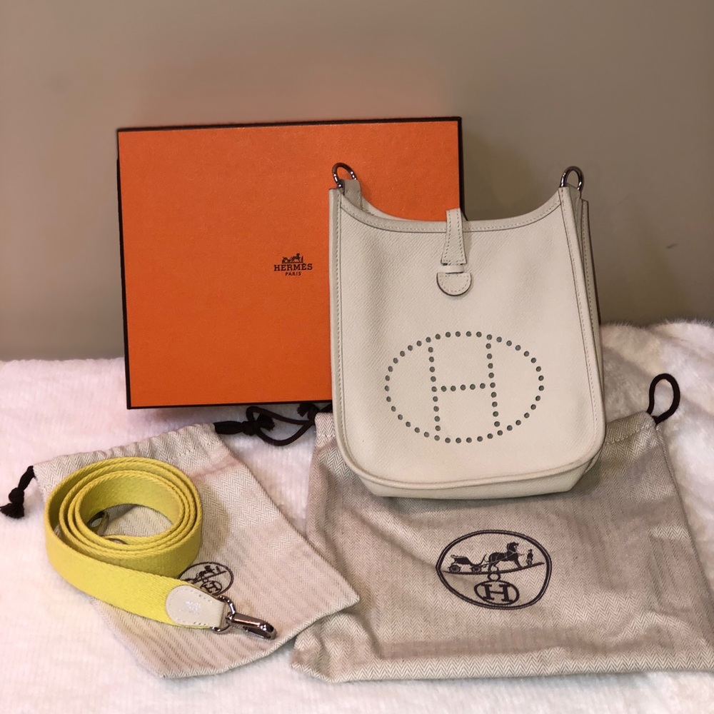 Hermes 16 Evelyne Clemence